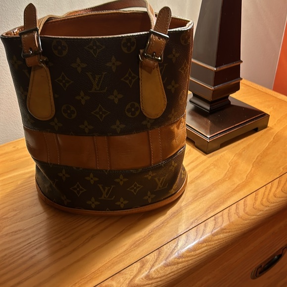Louis Vuitton Rare Vintage Bucket Bag PM 100% Authentic - Picture 3 of 12